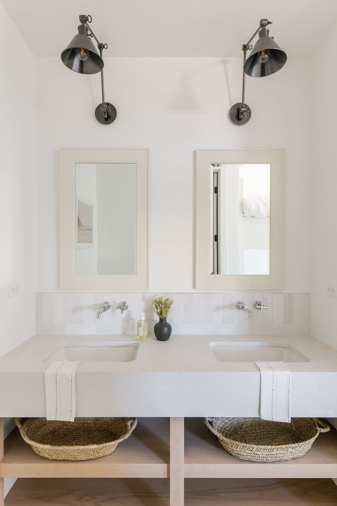 Garden City Wall Sconce Hudson Valley Lighting