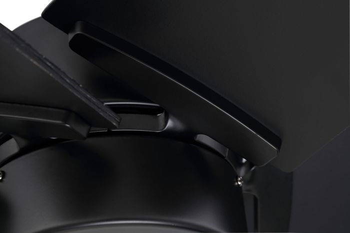 ##Antique Hardware## 24" Propel II Indoor/Outdoor (Damp) in Flat Black w/ Flat Black Blades