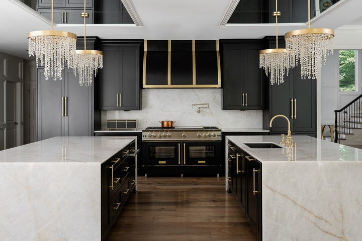 Crystorama Crystorama Winham 6 Light Antique Gold Crystal Chandelier