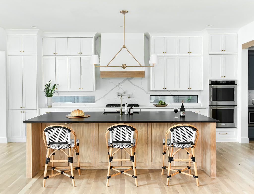 Crystorama Crystorama Xavier 2 Light Vibrant Gold + White Chandelier